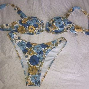 NWOT SHEIN BIKINI! 🤍🤍